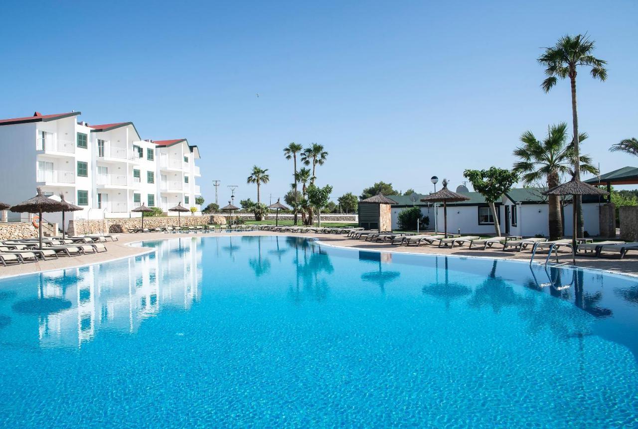 קאלה אן בלאנס Pierre & Vacances Menorca Cala Blanes מראה חיצוני תמונה